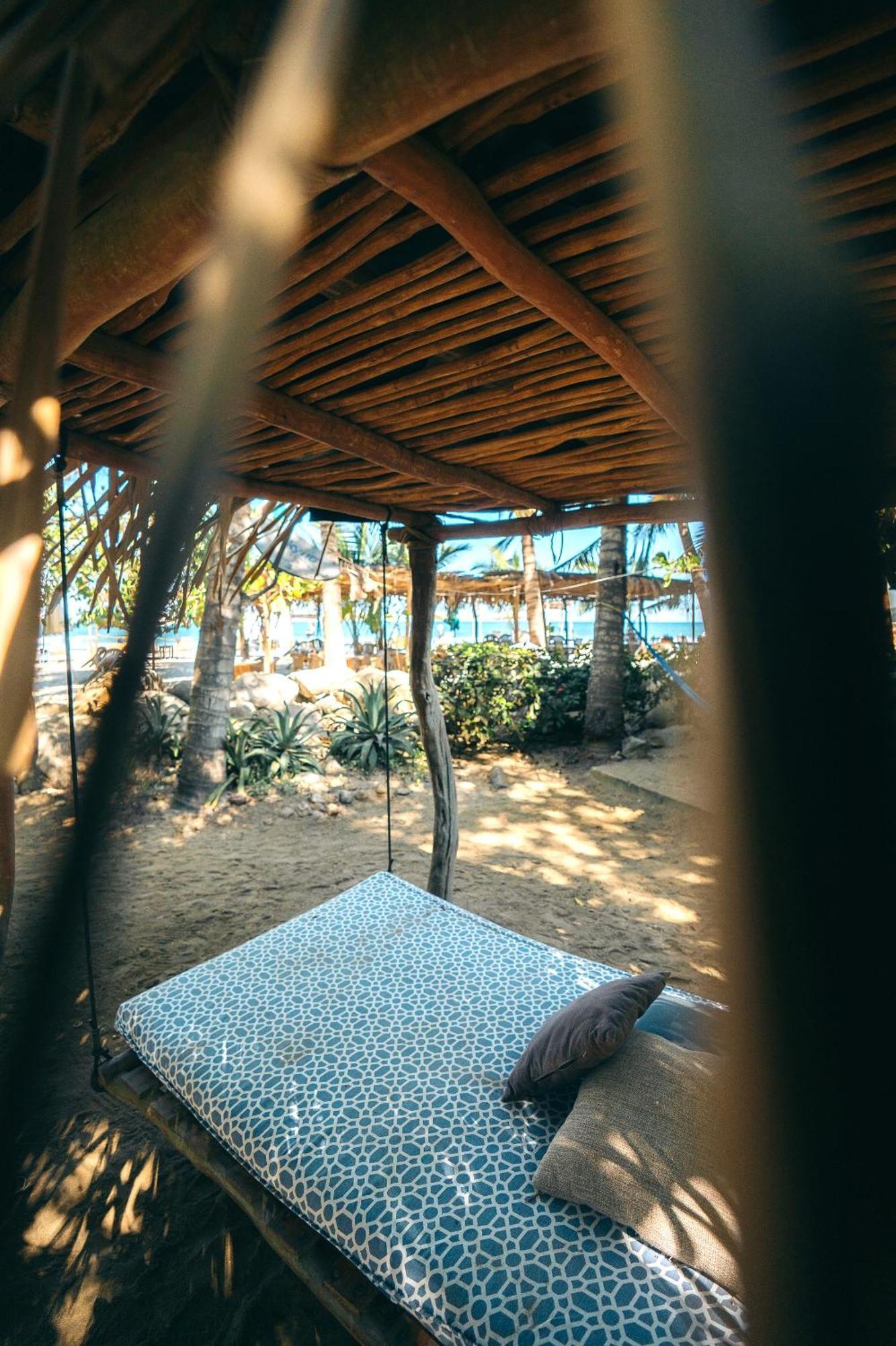 Junto Al Rio Bungalows & Suites Саюлита Экстерьер фото